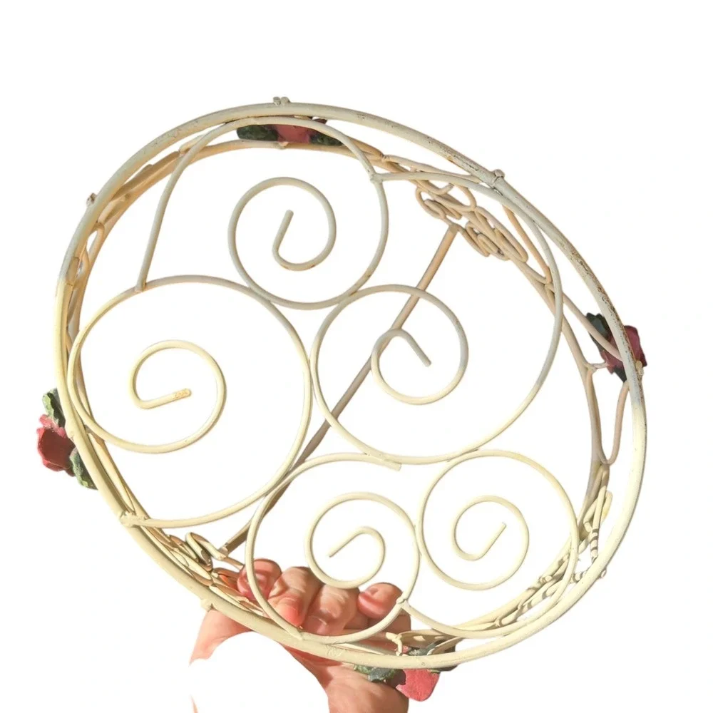 Vintage Style Cream Metal Wire Basket Roses Hearts Shabby Chic Cottage Decor